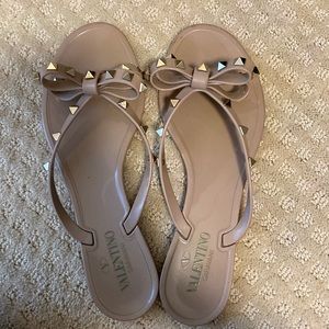 Nude Valentino jelly sandal